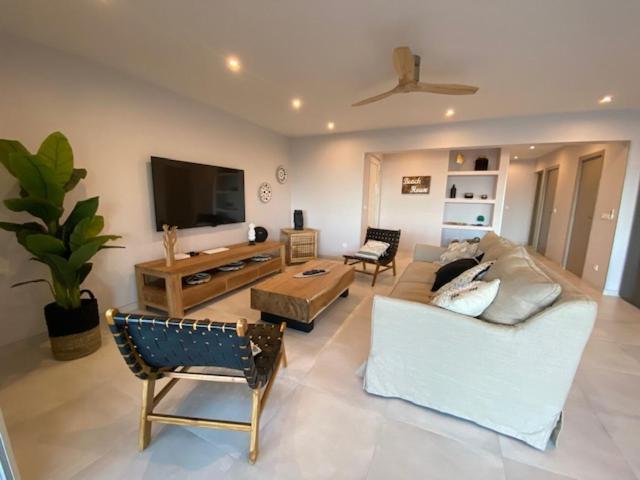 Princess Mahault - Beachfront - Orient Bay - Luxury Apartment 外观 照片