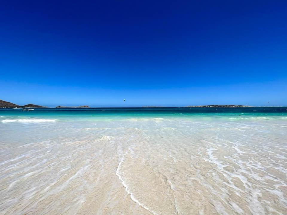 Princess Mahault - Beachfront - Orient Bay - Luxury Apartment 外观 照片