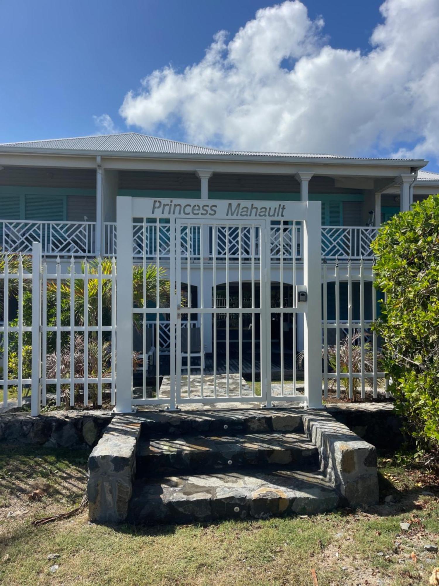 Princess Mahault - Beachfront - Orient Bay - Luxury Apartment 外观 照片